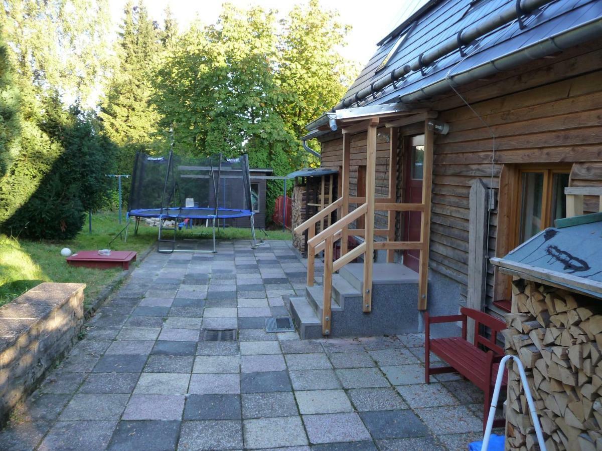 Haus Bergwiese - Fuer Naturfreunde, Familien, Wanderer Gehlberg Exterior photo